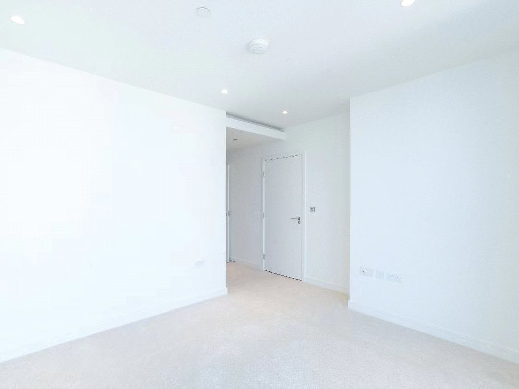 2 bed property for sale in Marsh Wall, Canary Wharf E14, £1,360,000