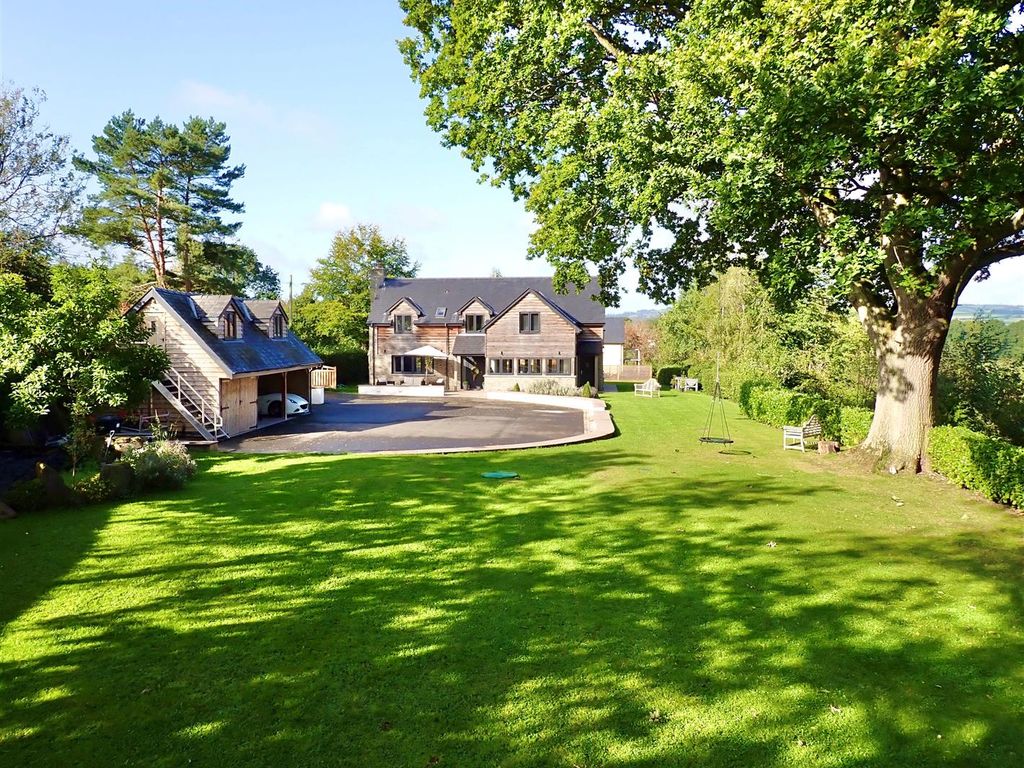 4 bed detached house for sale in Clifford, Hereford HR3, £895,000
