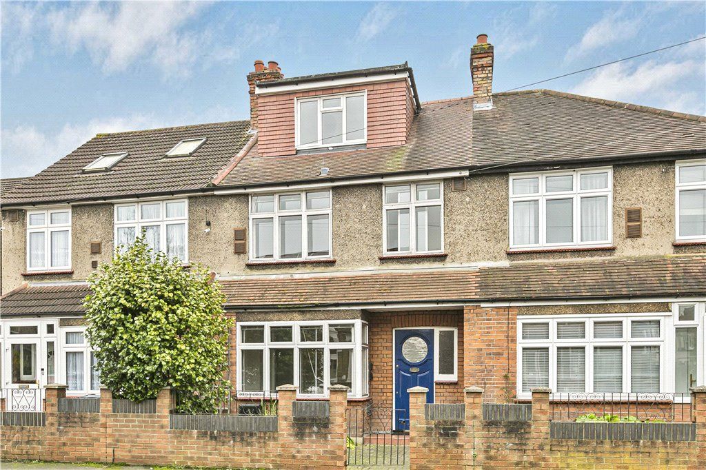 4 bed terraced house for sale in Albion Road, Hounslow TW3, £560,000