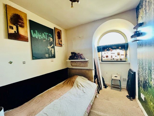 1 bed flat for sale in Singleton Street, Blackpool FY1, £35,000