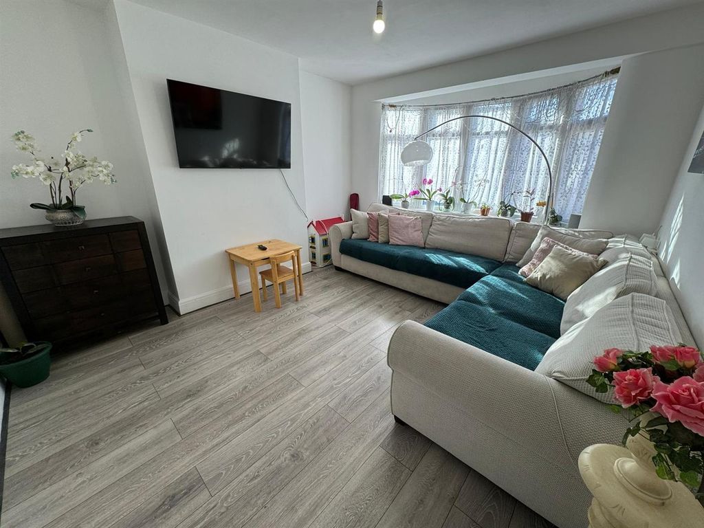 5 bed terraced house for sale in The Chase, Burnt Oak, Edgware HA8, £575,000