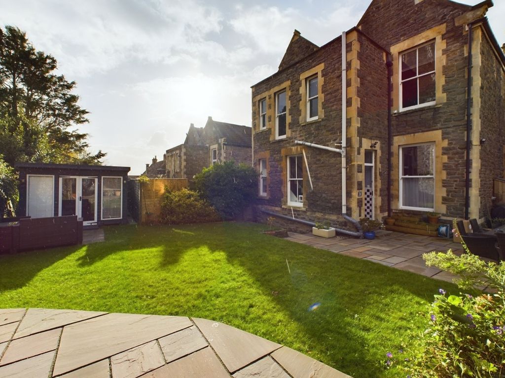 3 bed flat for sale in Madeira Road, Clevedon, North Somerset BS21, £475,000
