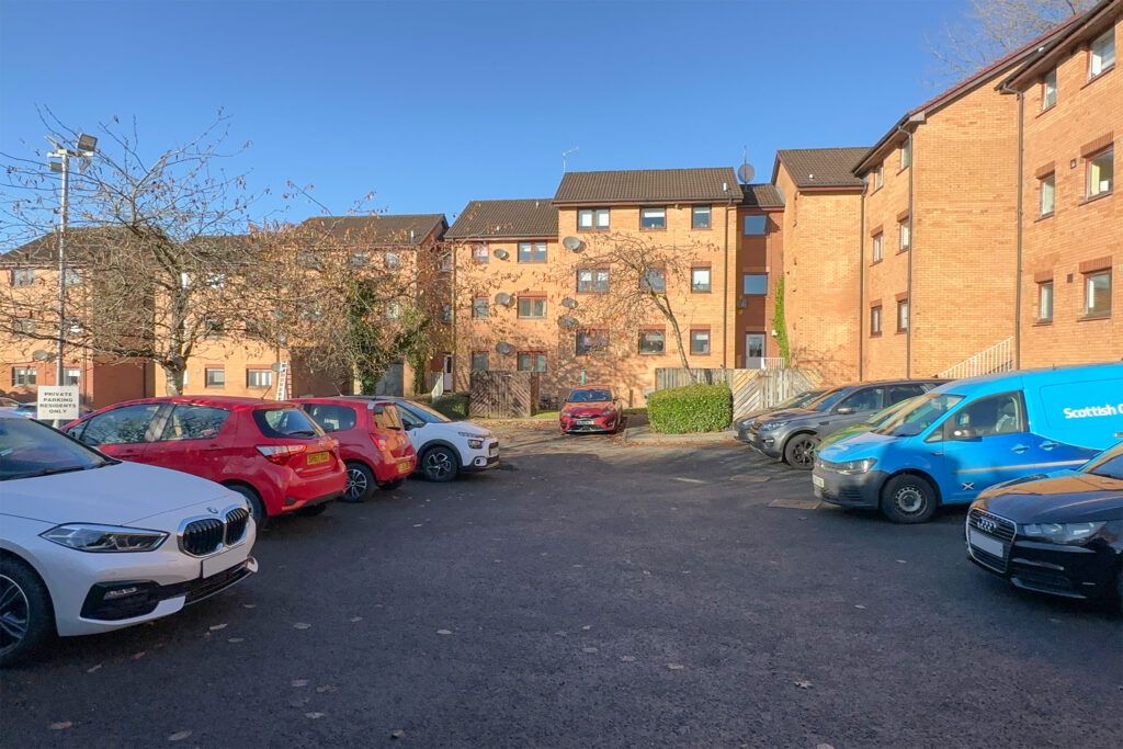 1 bed flat for sale in Old Mill Court, Hardgate, Clydebank G81, £77,500