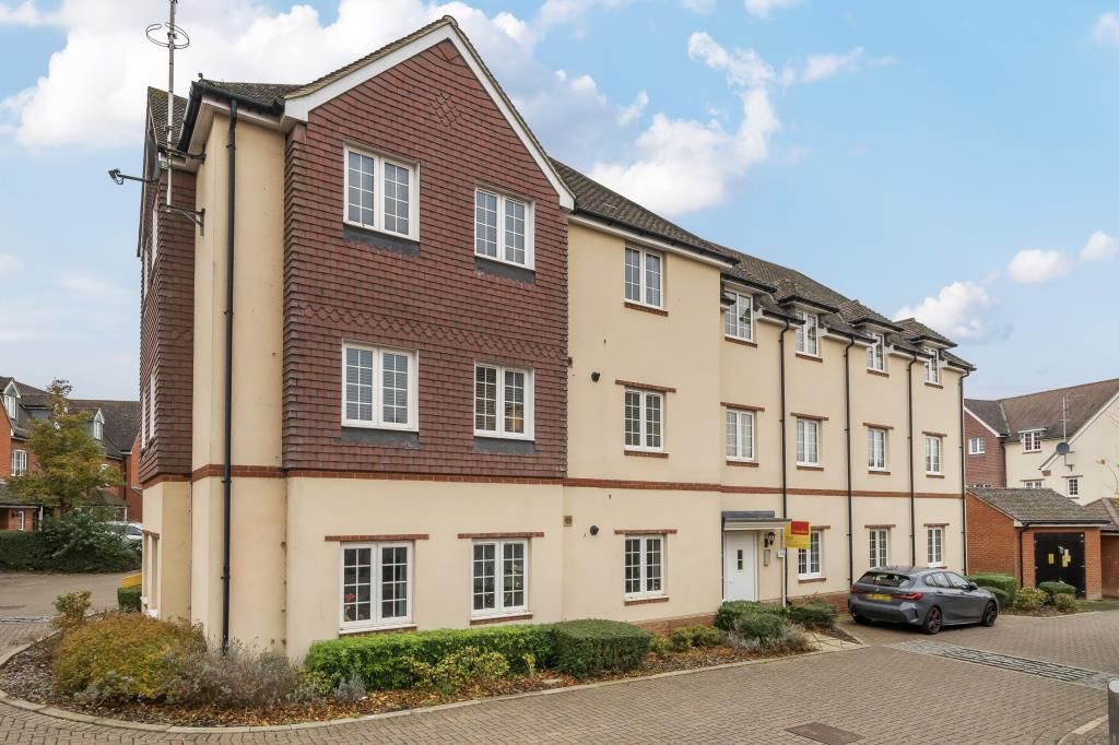 2 bed flat for sale in Botley, Oxford OX2, £250,000