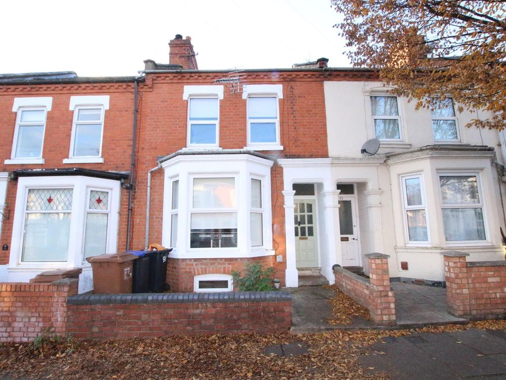 3 bed property for sale in Bostock Avenue, Abington, Northampton NN1, £289,995