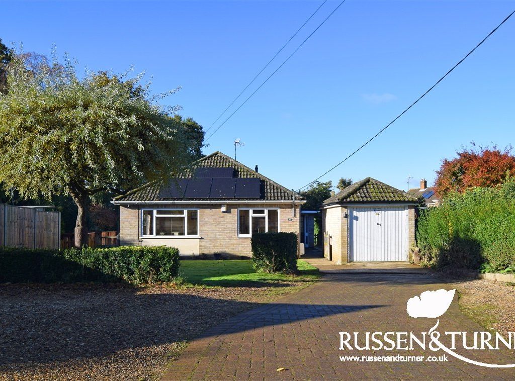 3 bed bungalow for sale in Castle Rising Road, South Wootton, King's Lynn PE30, £465,000