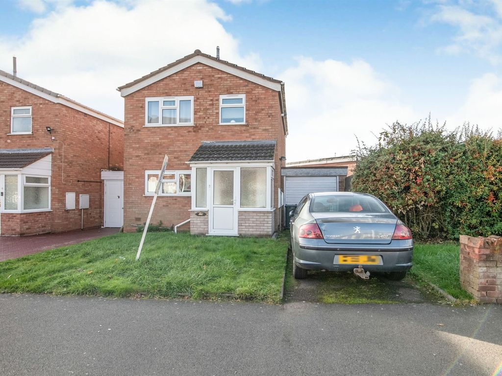 3 bed detached house for sale in Roebuck Lane, West Bromwich B70, £65,000