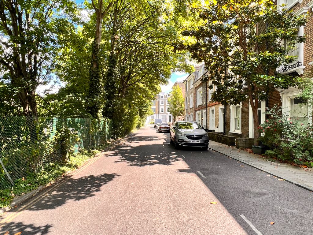 1 bed flat for sale in Harecourt Road, Islington N1, £385,000