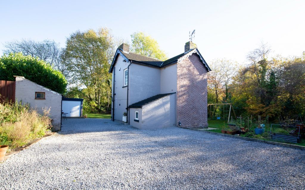 3 bed detached house for sale in Ravenholt, Barnsley S70, £300,000