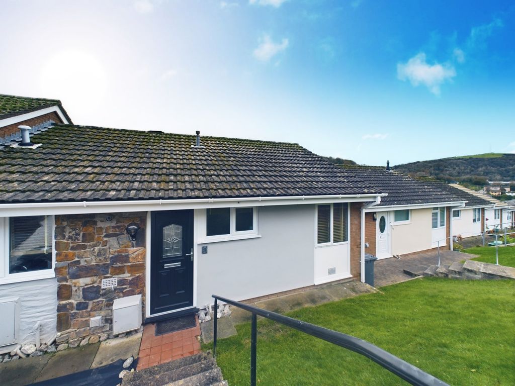 2 bed bungalow for sale in Meadow Close, Ilfracombe EX34, £265,000