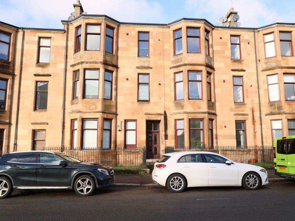 2 bed flat to rent in Grange Road, Glasgow G42, £1,100 pcm