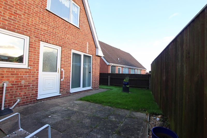 2 bed detached house for sale in Magnolia Rise, Immingham DN40, £169,950