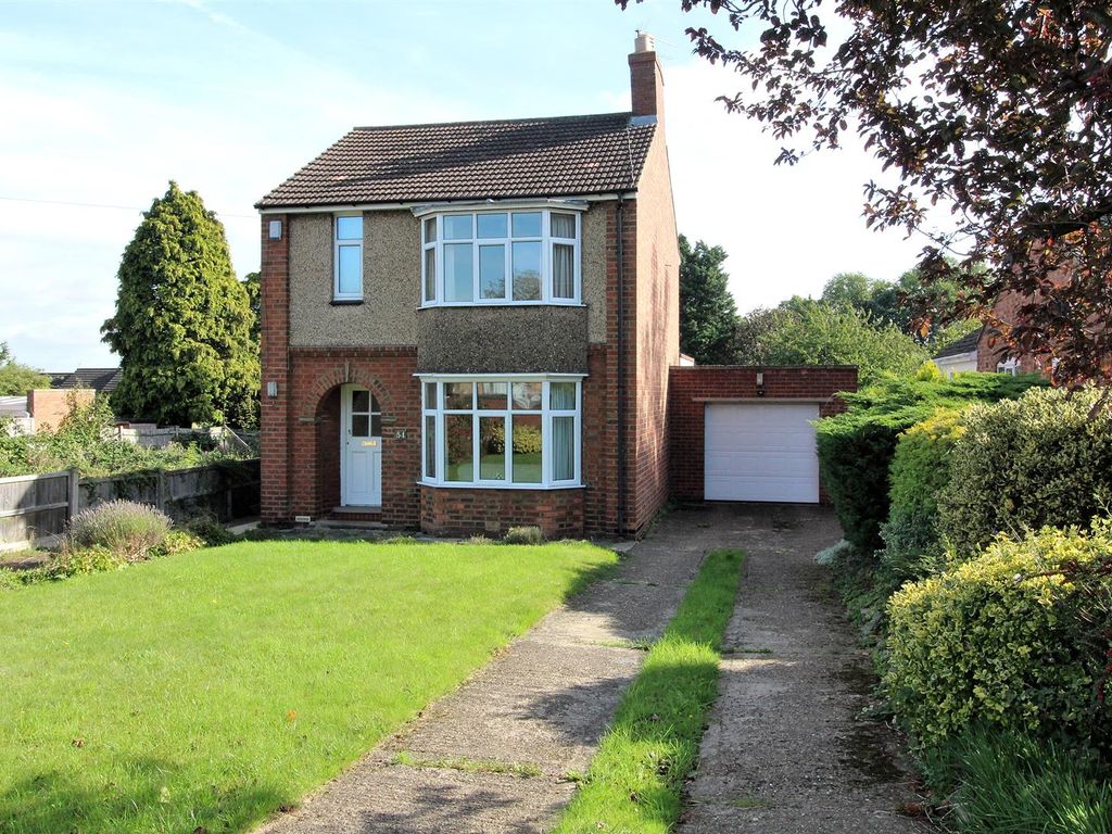 3 bed detached house for sale in Nest Lane, Wellingborough NN8, £395,000