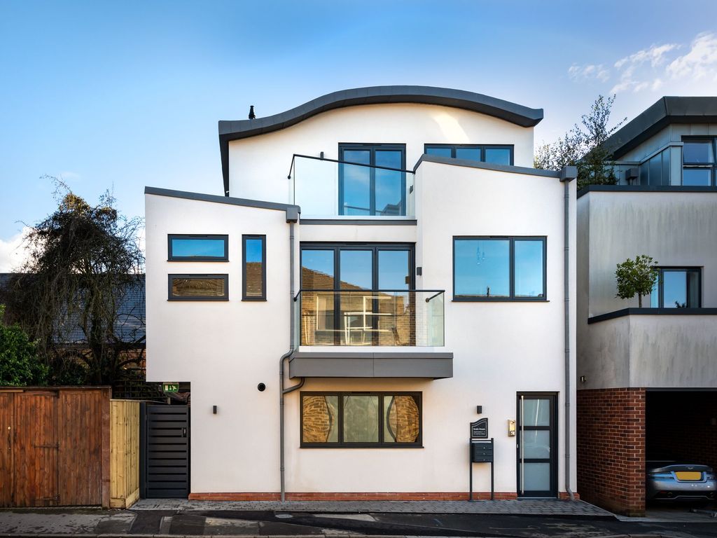 1 bed flat for sale in Cranham Street, Oxford OX2, £425,000
