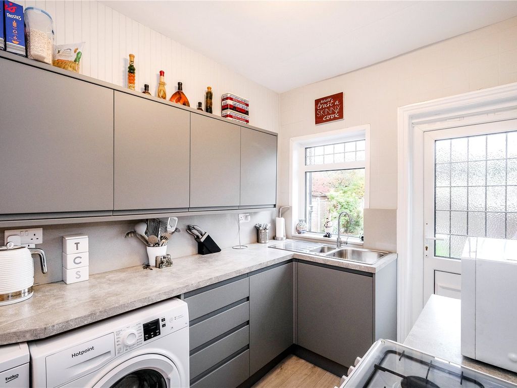 3 bed end terrace house for sale in Capel Gardens, Seven Kings, Ilford IG3, £550,000