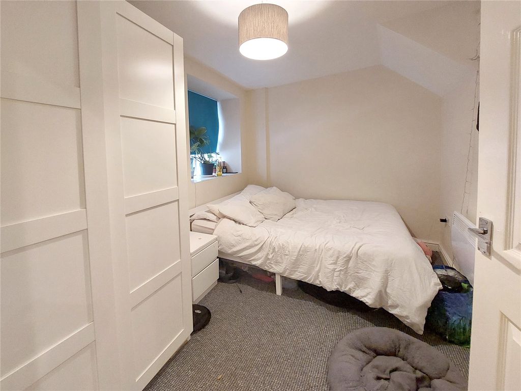 1 bed flat for sale in Market Street, Bacup, Rossendale OL13, £80,000