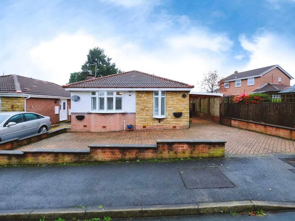 2 bed detached bungalow for sale in Hunters Park, Sheffield S25, £230,000