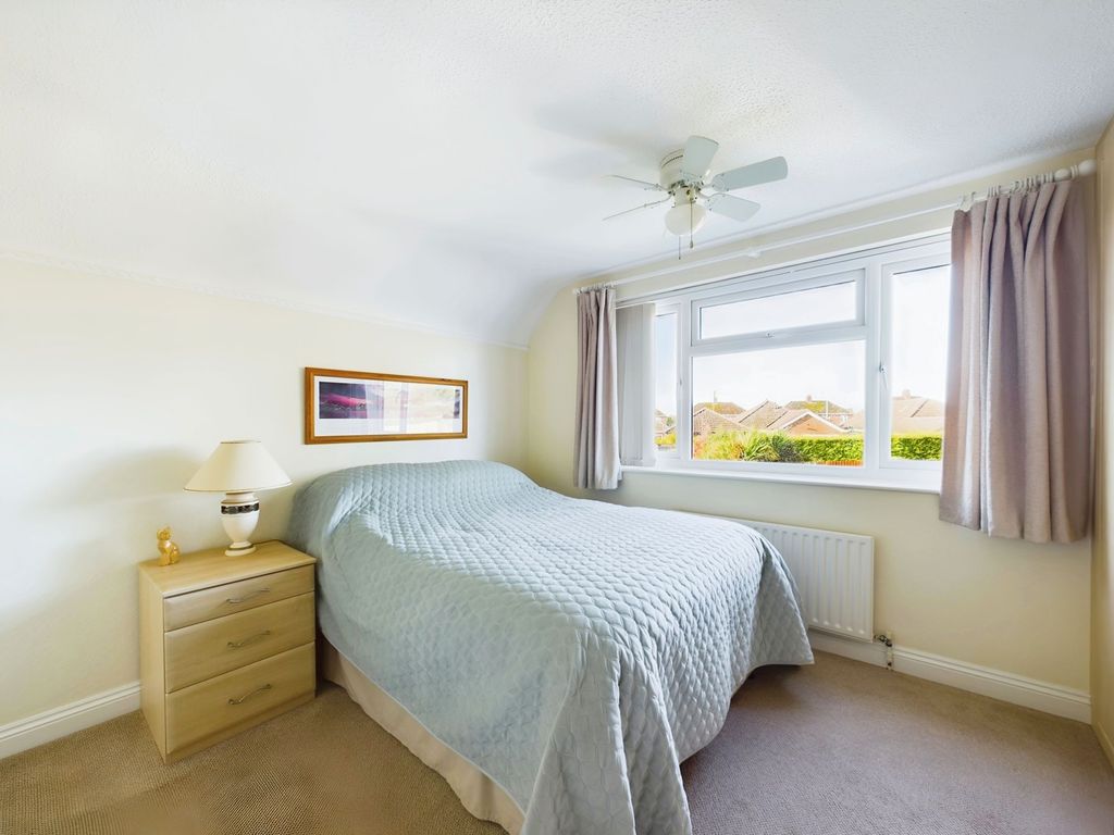 2 bed detached house for sale in Blackdown Garth, Gunthorpe PE4, £280,000