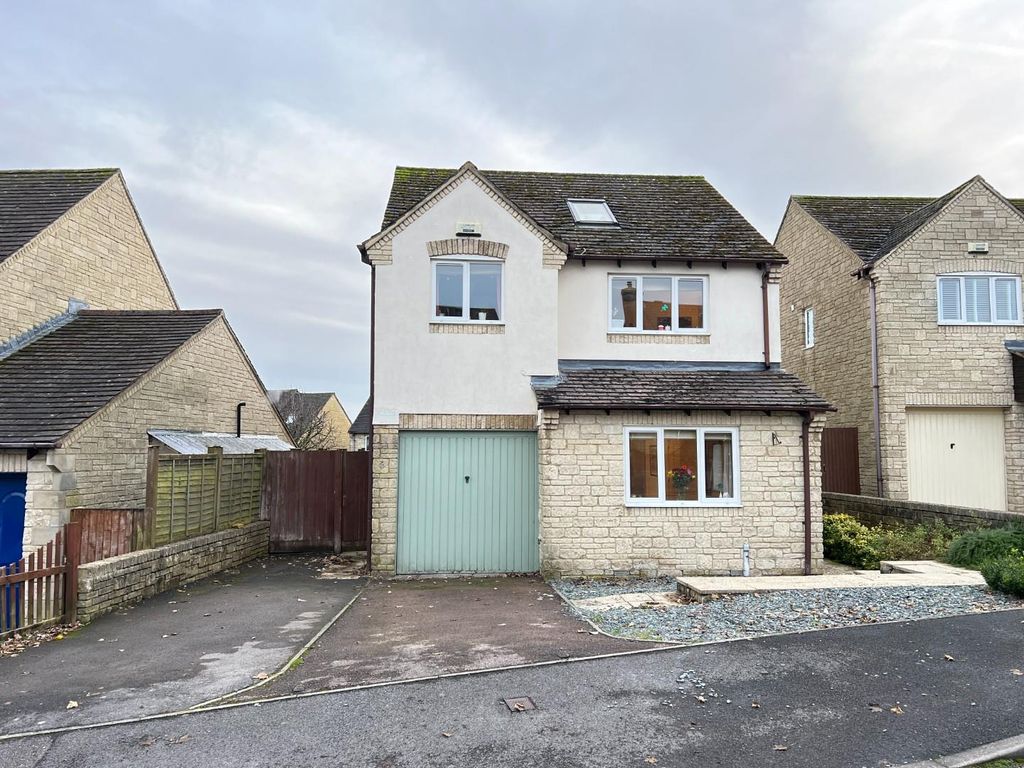 4 bed detached house for sale in Geralds Way, Bussage, Stroud GL6, £450,000