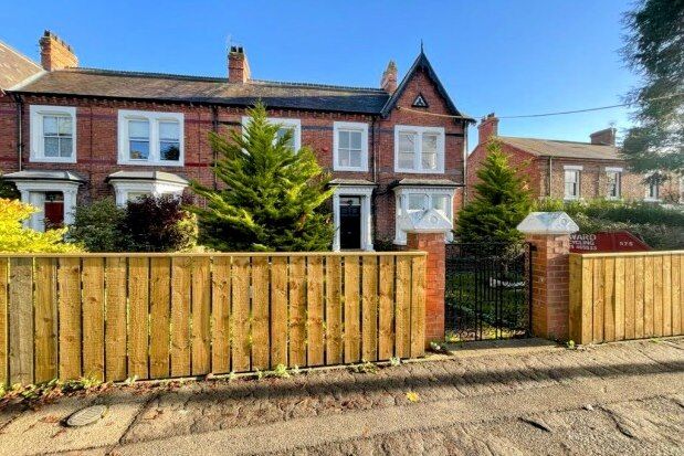 5 bed detached house to rent in Middleton Lane, Darlington DL2, £1,600 pcm