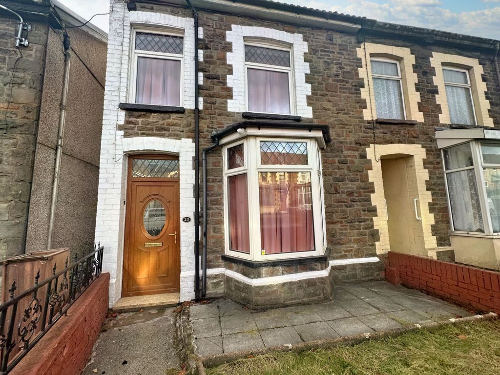 3 bed end terrace house for sale in Ynyswen Road, Treorchy CF42, £100,000