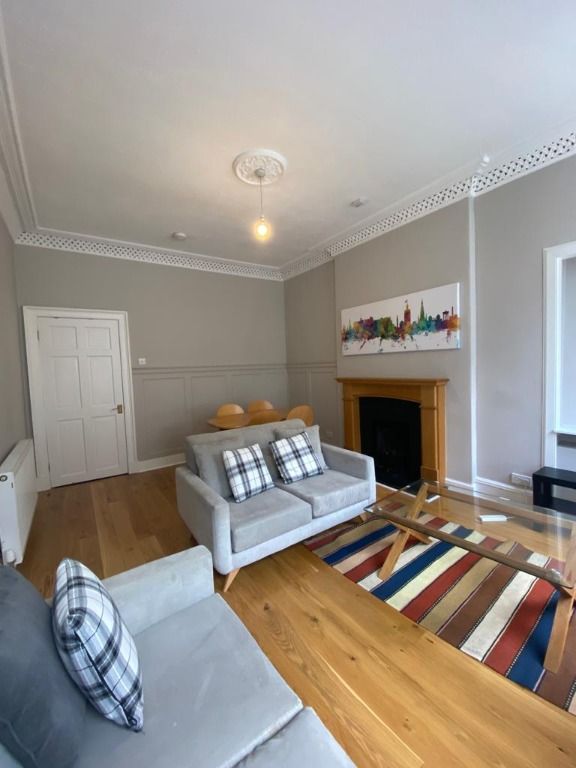 2 bed flat to rent in Brighton Street, Newington, Edinburgh EH1, £1,870 pcm