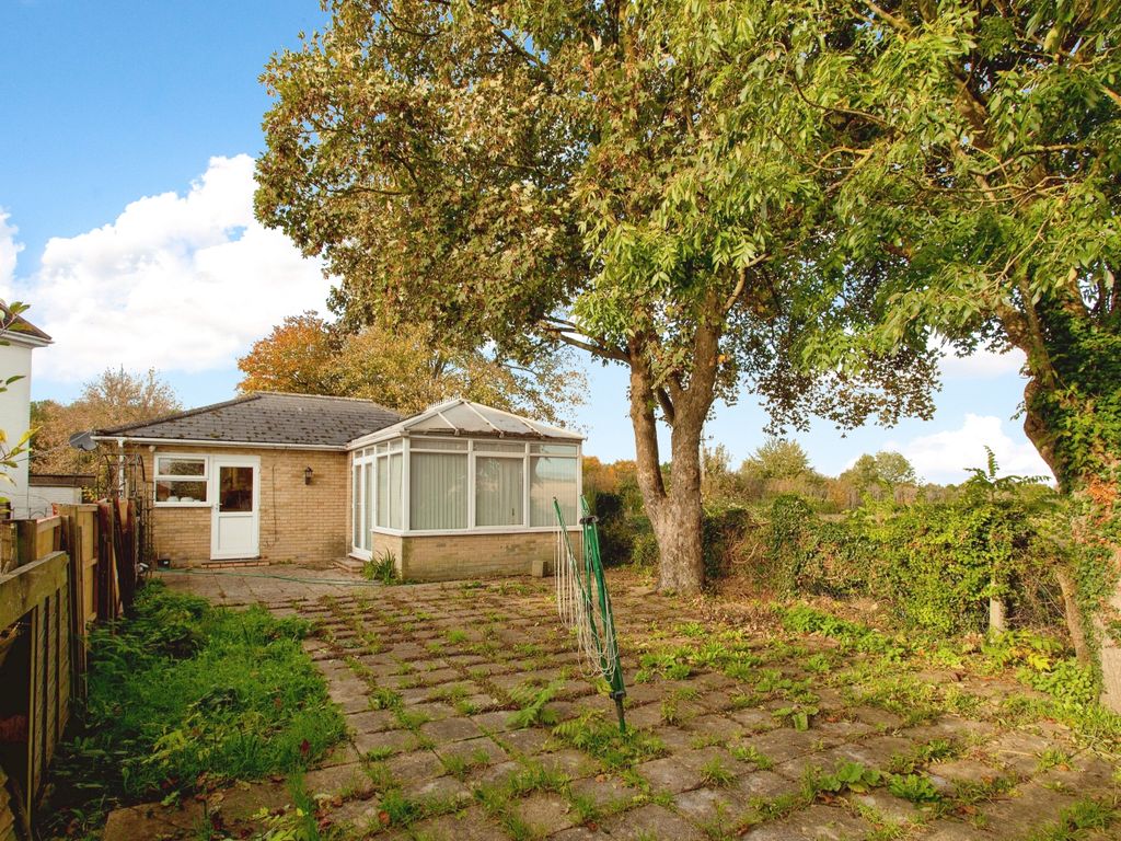 3 bed bungalow for sale in Babraham, Cambridge CB22, £485,000
