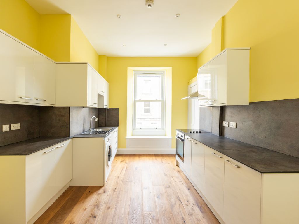 1 bed flat for sale in Millar Crescent, Edinburgh EH10, £275,000