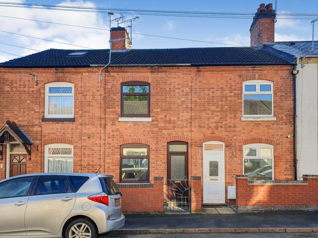 2 bed terraced house for sale in Clarence Road, Hinckley LE10, £150,000