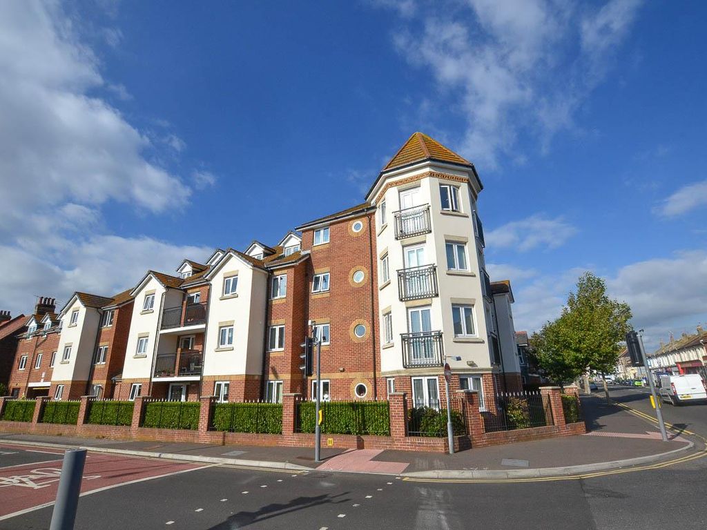 2 bed flat for sale in Whitley Road, Eastbourne BN22, £164,950