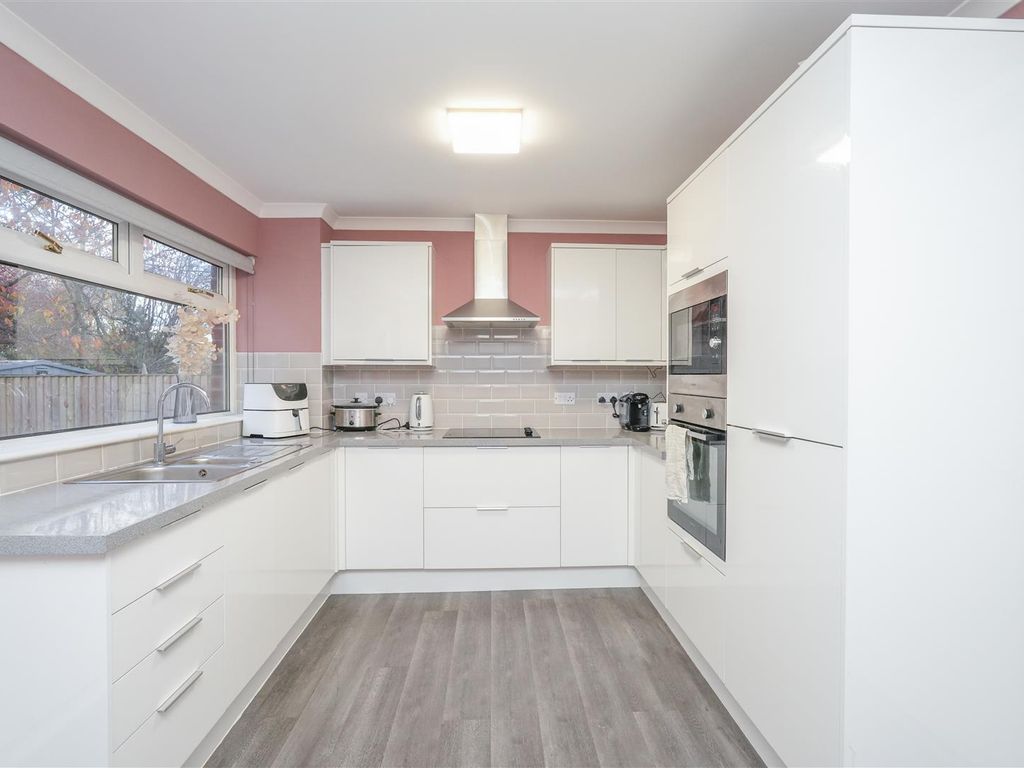 3 bed semi-detached house for sale in Dalreoch Avenue, Baillieston, Glasgow G69, £165,000