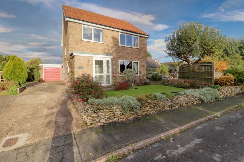 3 bed detached house for sale in Cross Lane, Alkborough, Scunthorpe DN15, £275,000