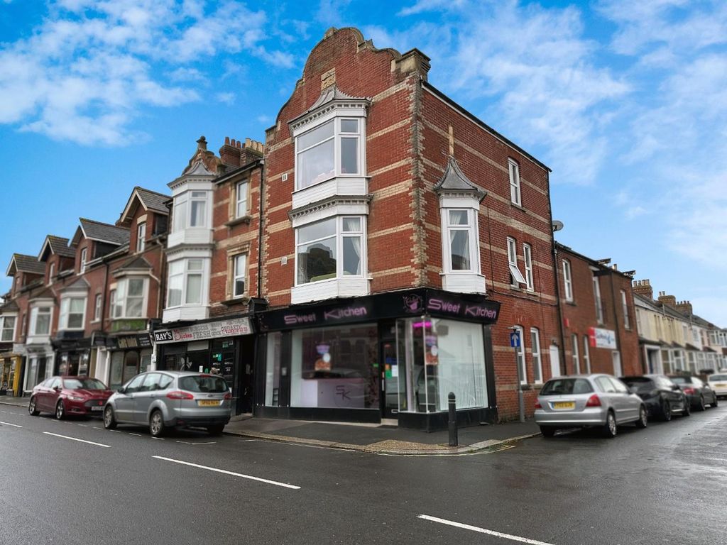 1 bed flat for sale in Abbotsbury Road, Weymouth DT4, £105,000