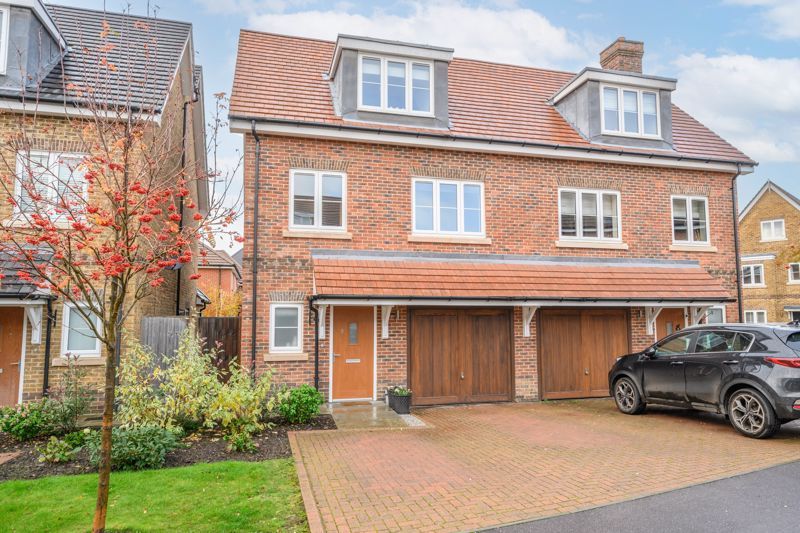 4 bed semi-detached house for sale in Oaks Lane, Great Bookham, Bookham, Leatherhead KT23, £760,000