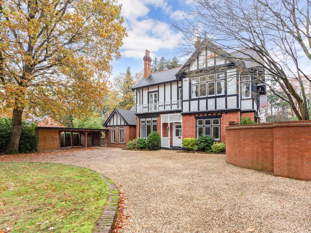 5 bed detached house for sale in Whynstones Road, Ascot SL5, £2,100,000