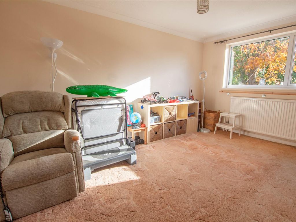 4 bed detached house for sale in Maypole Croft, West Wickham, Cambridge CB21, £500,000