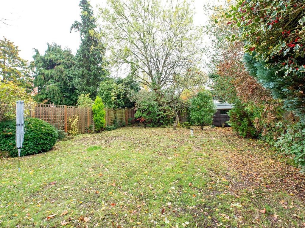 3 bed detached house for sale in Wood Ride, Petts Wood, Orpington BR5, £1,275,000