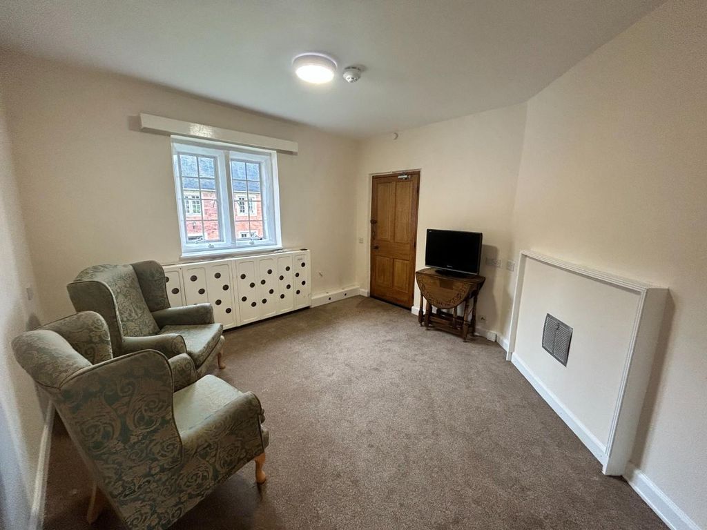 1 bed flat to rent in Fen End Road West, Knowle, Solihull B93, £830 pcm