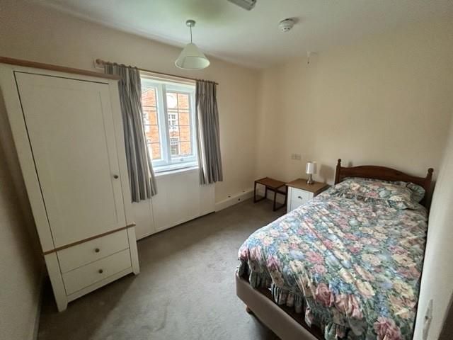 1 bed flat to rent in Fen End Road West, Knowle, Solihull B93, £830 pcm