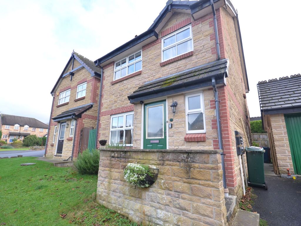3 bed detached house to rent in Bracken Hey, Clitheroe, Lancashire BB7, £995 pcm