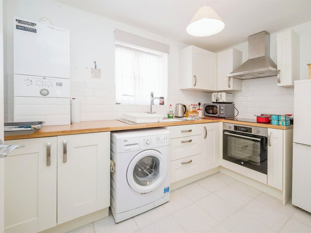 1 bed flat for sale in Bacton Road, North Walsham NR28, £125,000