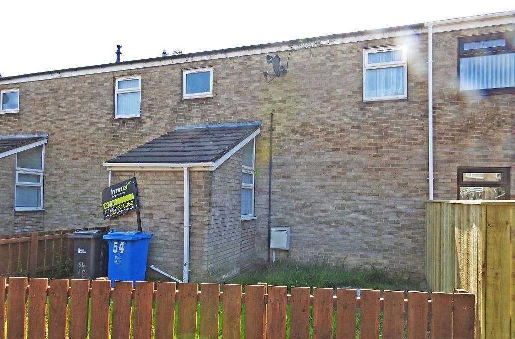 2 bed terraced house to rent in Axminster Close, Bransholme, Hull HU7, £625 pcm