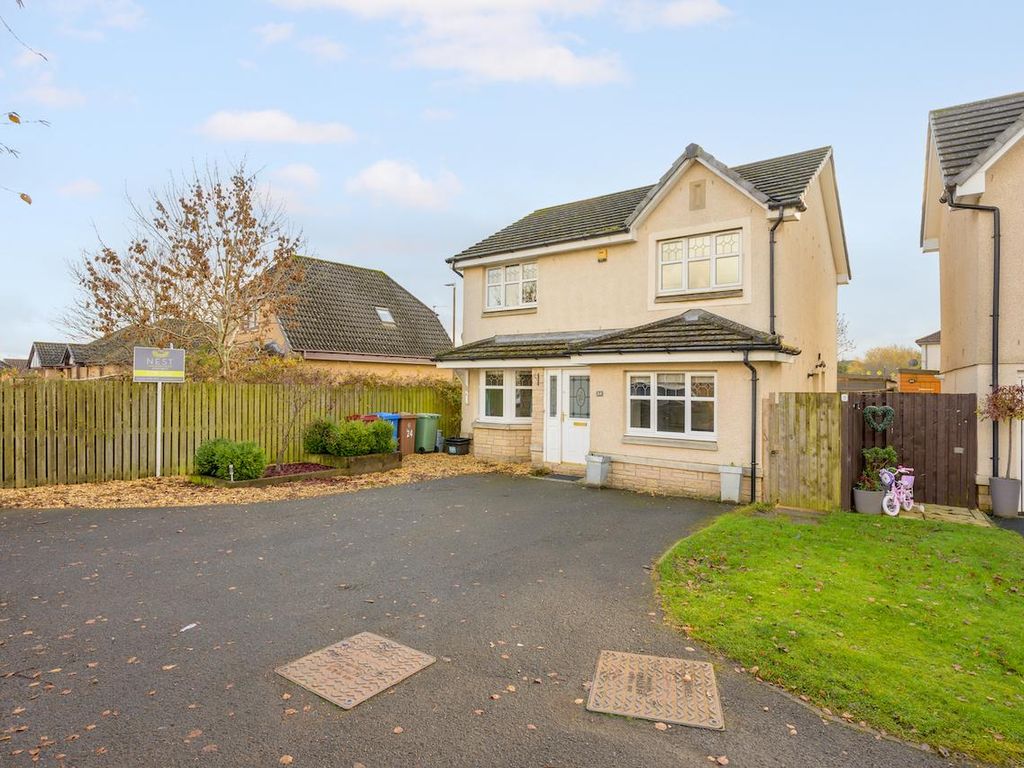 3 bed detached house for sale in Mulloch Avenue, Falkirk FK2, £275,000