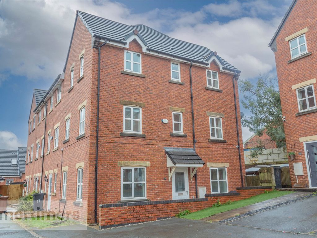 4 bed town house for sale in Sweet Briar Close, Clayton Le Moors, Accrington BB5, £179,950