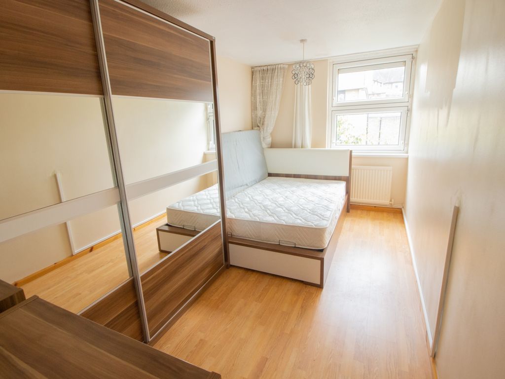 1 bed flat to rent in Formby Court, Morgan Road, Highbury N7, £1,550 pcm