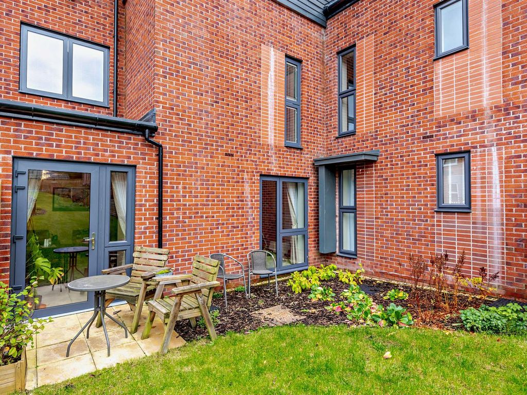 1 bed flat for sale in 10 Roman Court, 63 Wheelock Street, Middlewich CW10, £200,000