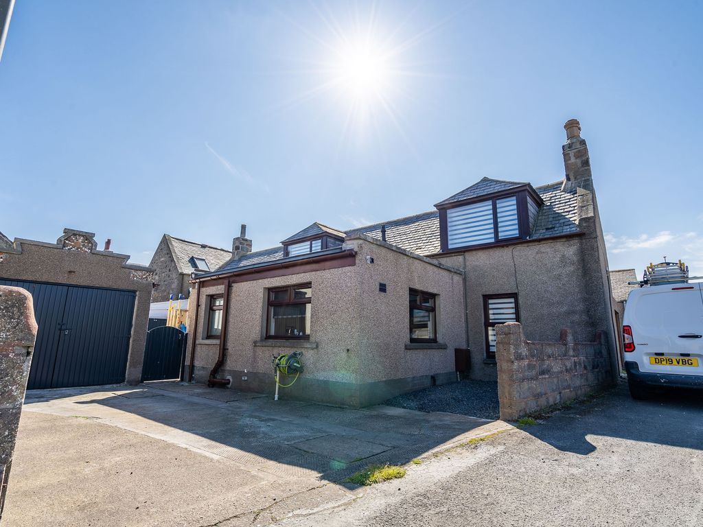 3 bed detached house for sale in Mid Street, Fraserburgh AB43, £165,000