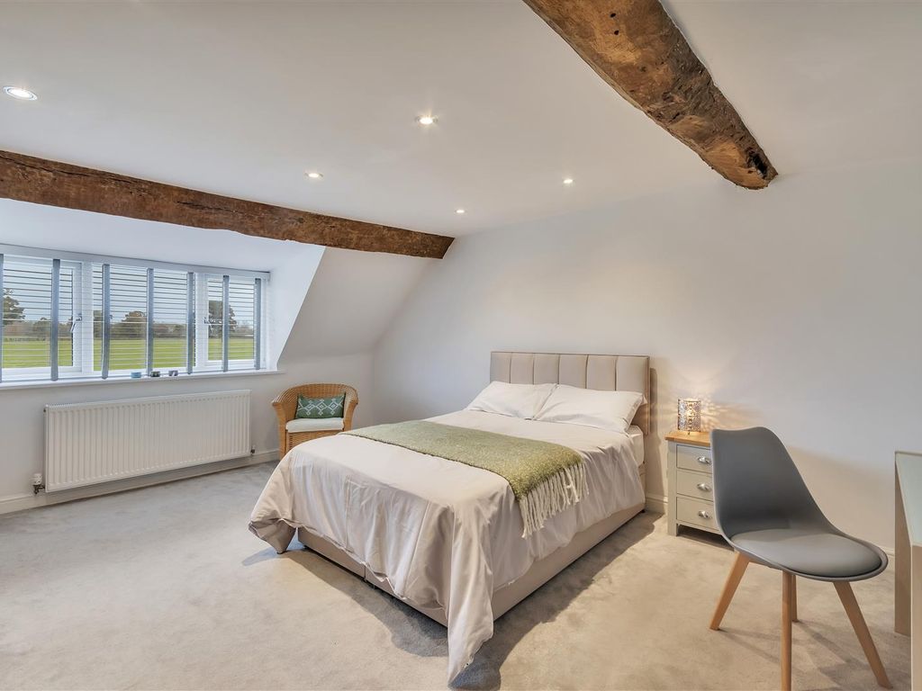 3 bed cottage for sale in Pen Y Lan, Ruabon, Wrexham LL14, £500,000