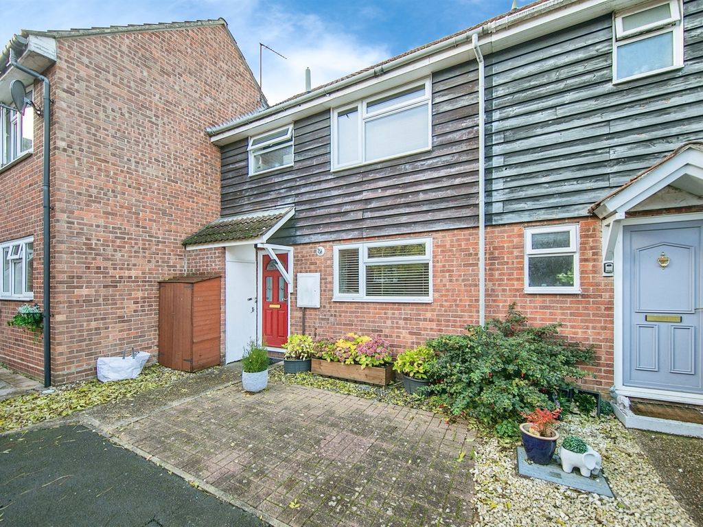 2 bed terraced house for sale in Stour Walk, Colchester CO4, £280,000
