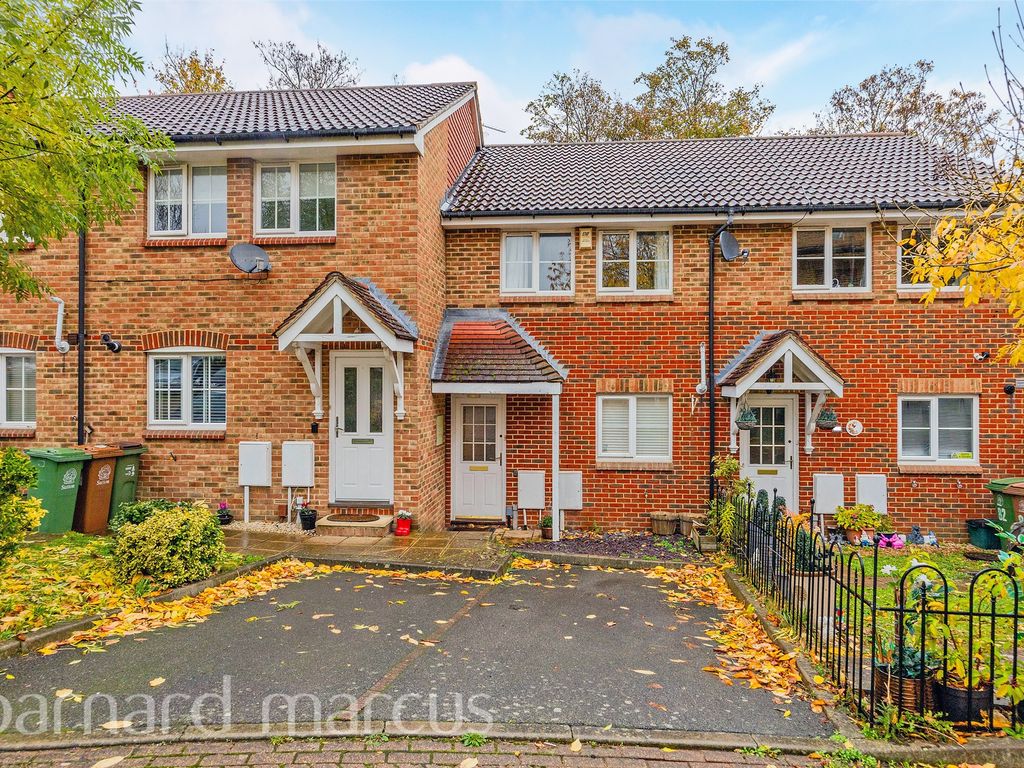 2 bed terraced house for sale in Autumn Drive, Belmont, Sutton SM2, £475,000